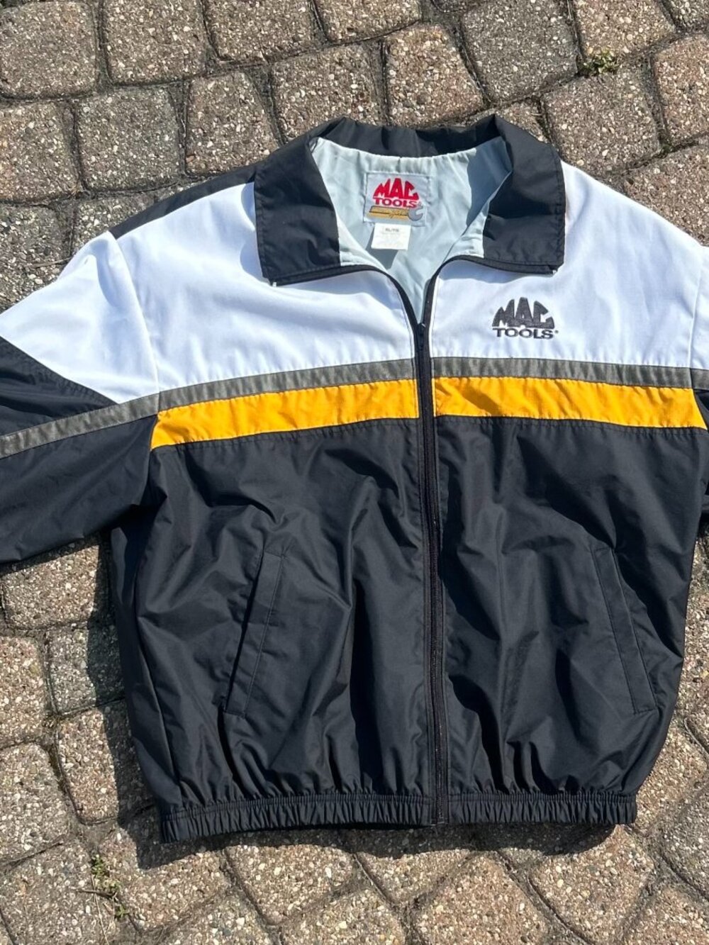 Mac Tools Racing Jacket Made in Canada Men's Large Embroidered Great Back Hit